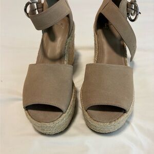 NWT Marc Fisher Espadrille Wedge Sandals
